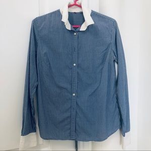 Uniqlo long sleeve button-down shirt